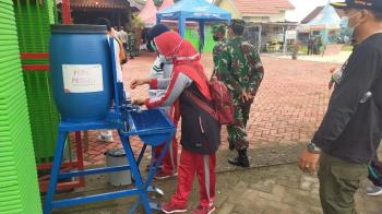 Terapkan Prokes, Panitai Penutupan TMMD Bojonegoro Sediakan Tempat Cuci Tangan